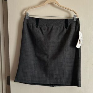 NWT | NYC Design Co | Grey Plaid Skirt
